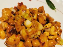 宫保鸡丁-唐拉雅秀酒店-唐苑中餐厅
