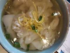 -新梅华·茶点餐厅(欧尚店)