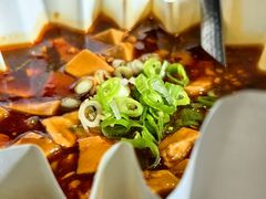 纸锅麻婆豆腐-穹六人间 people 6(岳阳路店)