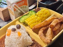 -湊湊火锅·茶憩(杭州湖滨银泰in77店)