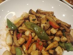 -赶海部落海鲜城(海阳路店)