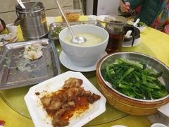 -巨元河鲜酒楼·清远特色菜名店(英德店)