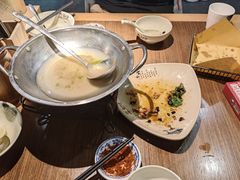 -肖四女乐山跷脚牛肉(世博源店)