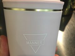 杯子-Manner Coffee(芮欧百货店)