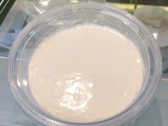 椰子味酸奶酪-六时安·熊猫张甜品店(东关街店)