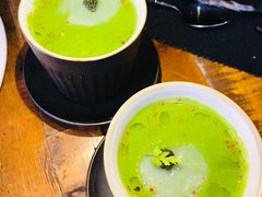 西葫芦瓜汤配扇贝刺身及黑鱼子酱-AZUL by FUEL蓝色·法式酒馆(琶醍店)