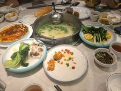 -粤顺渔坊·中山脆肉鲩火锅(清湖店)