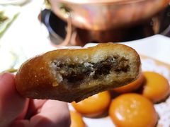 红糖锅盔-思阁炭香火锅(学伟鑫城总店)