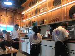 -必胜客(滨江店)
