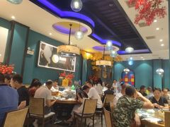 大堂-黄泥岗·地道湖北菜(奥特莱斯店)