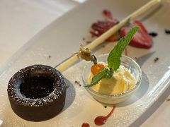 -Top Of Vancouver Revolving Restaurant