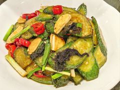 紫苏煎黄瓜-湘肠香火锅店(团结湖店)