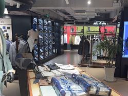 -BRANS PORO布朗斯伯勒西装高级定制·瑞璞西装(金陵店)