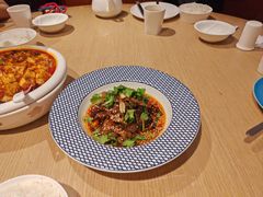 -渝信川菜 · 川味家常菜(财富购物中心店)