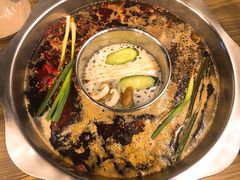 -周幺妹重庆老火锅(银泰城总店)