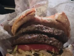 -The Habit Burger Grill 哈比特汉堡(爱琴海店)