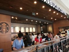-星巴克(杭州西湖银泰1F店)