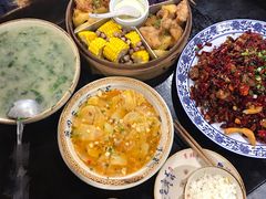 -黄桷树曹家私房菜(江与城店)