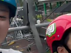 -圣淘沙天际线斜坡滑车