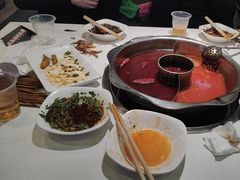-佰人王串串香火锅(洋珠巷店)