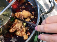 -蛙两只美蛙鱼头火锅(恒茂店)
