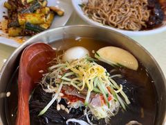 -服务大楼冷面(延大店)