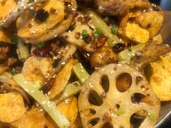 干锅牛蛙-川流不息(北蔡休闲广场店)