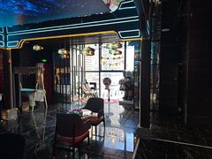 -屋有岛沉浸游戏旗舰店(中山公园店)