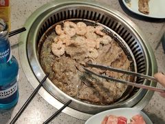 -金滏山·烤肉海鲜火锅自助(襄阳万达店)