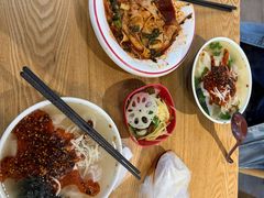 -三好食堂(煎饺·馄饨·肉饼米线·盛世广场店)