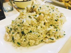 爱吃不吃蛋炒饭-虾弄弄海派小龙虾·牛羊蝎子火锅