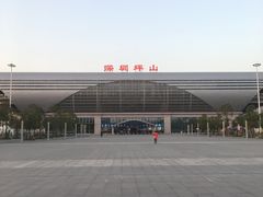 -深圳坪山站