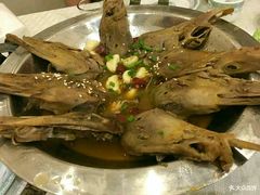 -鲁小三·大骨自助(金山总店)