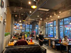 大堂-川东长筷子耗儿鱼(万象润街店)