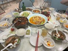 -孔雀云贵川·融合菜(长宁来福士店)