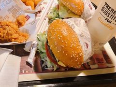 -The Habit Burger Grill 哈比特汉堡(复兴soho店)