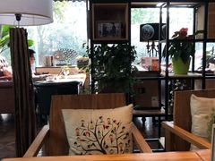 -桉树林A coffee 森林餐厅(三圣乡店)