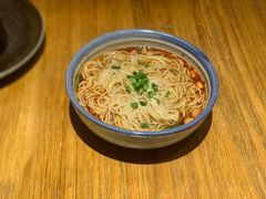 杏鲍菇竹耳爽肉片-十三式重庆江湖菜(金茂览秀城店)
