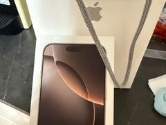 -Apple零售店(新街口店)
