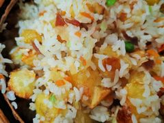 -姚记抚仙湖石锅鱼庄