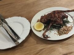 花椒鸽子-LESCEDARS Brasserie Bistro香柏树