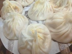 鲜肉小笼-莱莱小笼·乔艾