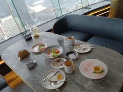 -Hi City·城市之巅