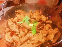 地道家常肥肠-炊烟小炒黄牛肉(东庆街店)