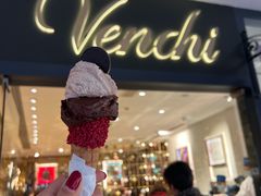 -VENCHI 闻绮(上海佛罗伦萨小镇店)