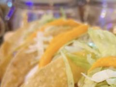 -鲨鱼美式餐厅酒吧Sharky