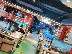 -VR+乐园·VR电竞·家庭亲子·密室逃脱·轰趴团建