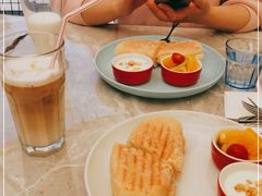-必胜客(瑞虹店)