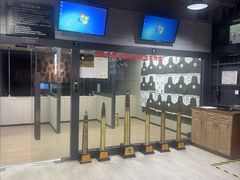 -都市枪神实弹射击俱乐部