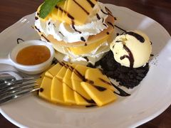 芒果冰淇淋松饼-VESH COFFEE(定西路店)